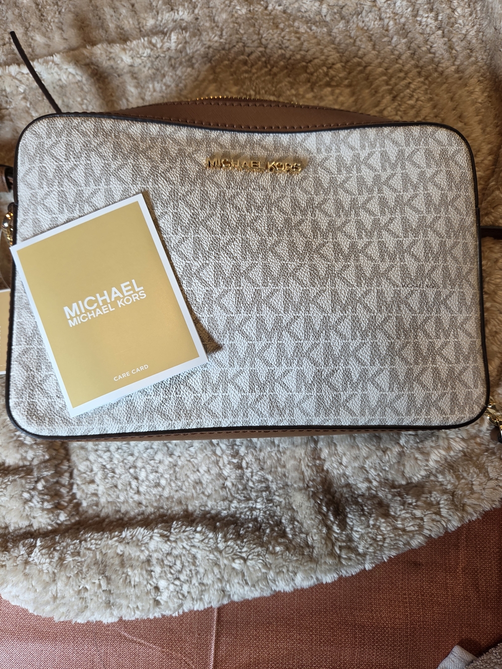 Michael Kors Cream/Beige Signature Crossbody Messenger